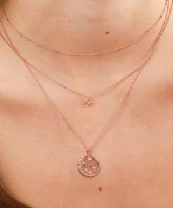 Astrid & Miyu Aries Zodiac Pendant Necklace In Rose Gold