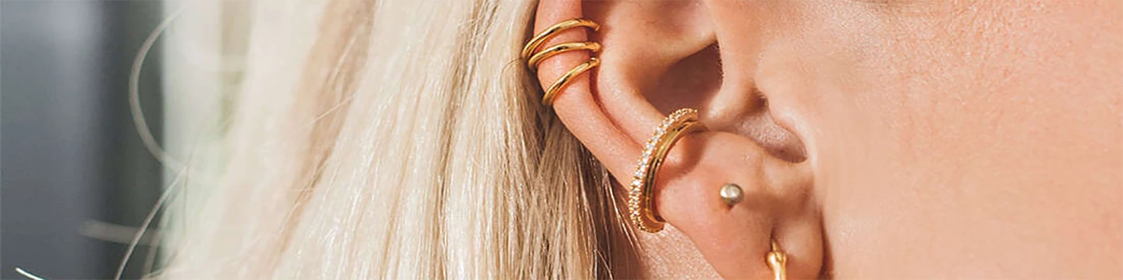 Astrid & Miyu Sales -Astrid & Miyu Sales banner2 1