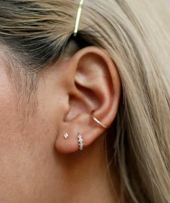 Astridandmiyu Sale Basic Ear Cuff In Silver 9 Astridandmiyu Sale Basic Ear Cuff In Silver