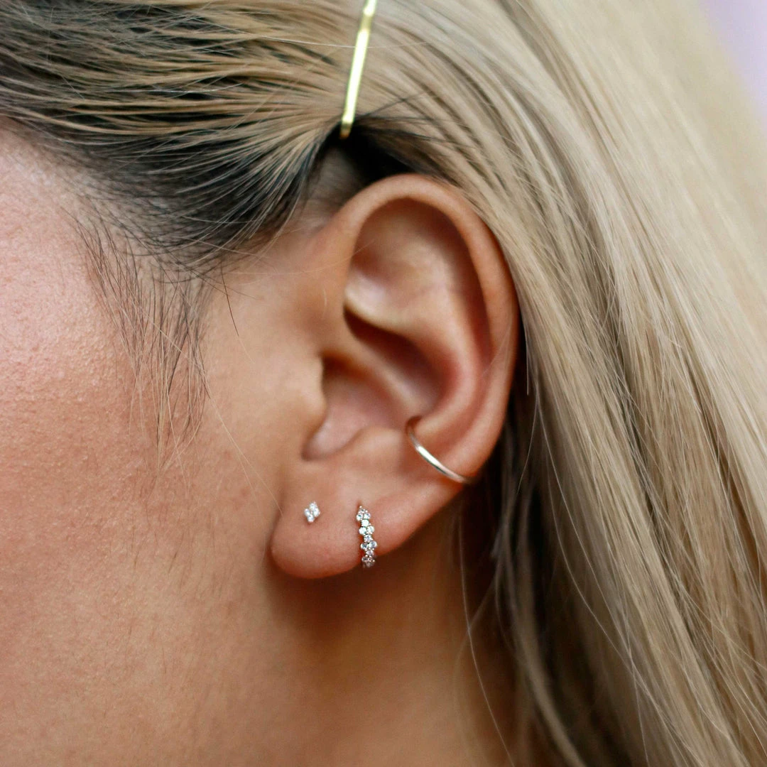 Astridandmiyu Sale Basic Ear Cuff In Silver 5 Astridandmiyu Sale Basic Ear Cuff In Silver