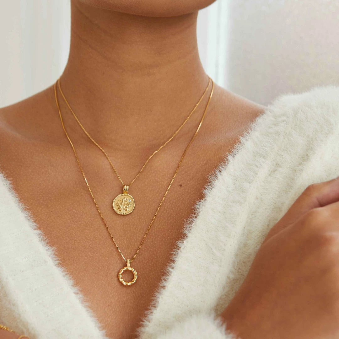 Astridandmiyu Sale Blossom Coin Pendant Necklace In Gold 10 Astridandmiyu Sale Blossom Coin Pendant Necklace In Gold