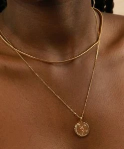 Astrid & Miyu Cancer Zodiac Pendant Necklace In Gold