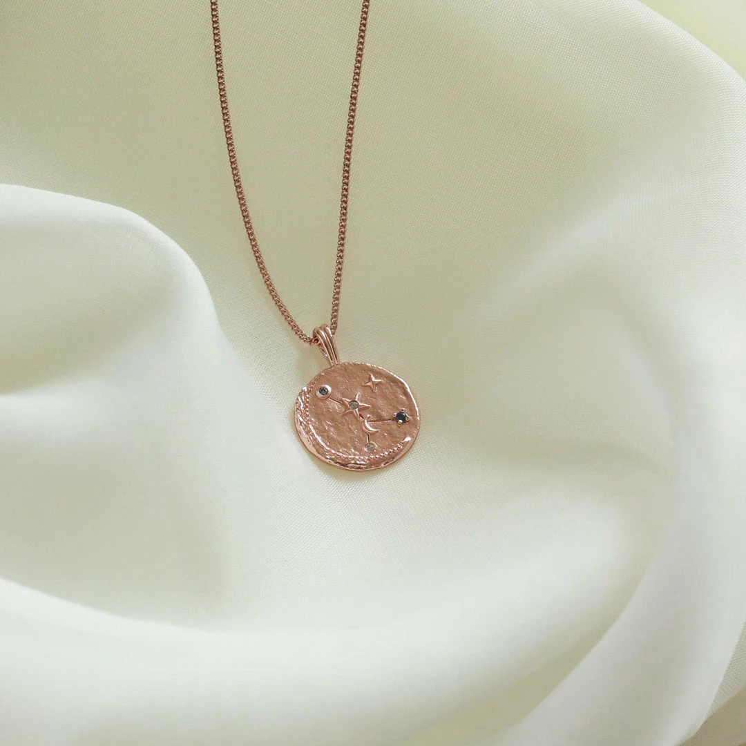 Astrid & Miyu Cancer Zodiac Pendant Necklace In Rose Gold 8 Astrid & Miyu Cancer Zodiac Pendant Necklace In Rose Gold