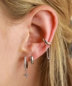 Astrid & Miyu Chain Ear Cuff In Silver 11 Astrid & Miyu Chain Ear Cuff In Silver