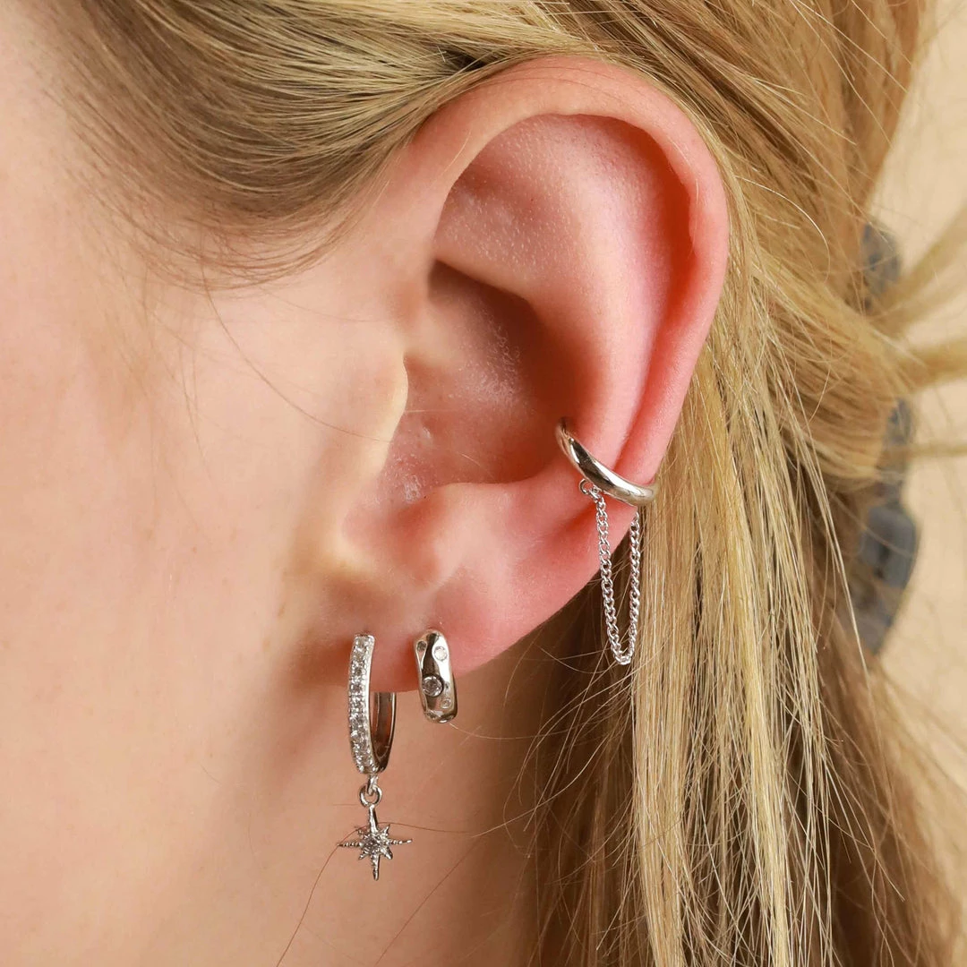 Astrid & Miyu Chain Ear Cuff In Silver 7 Astrid & Miyu Chain Ear Cuff In Silver