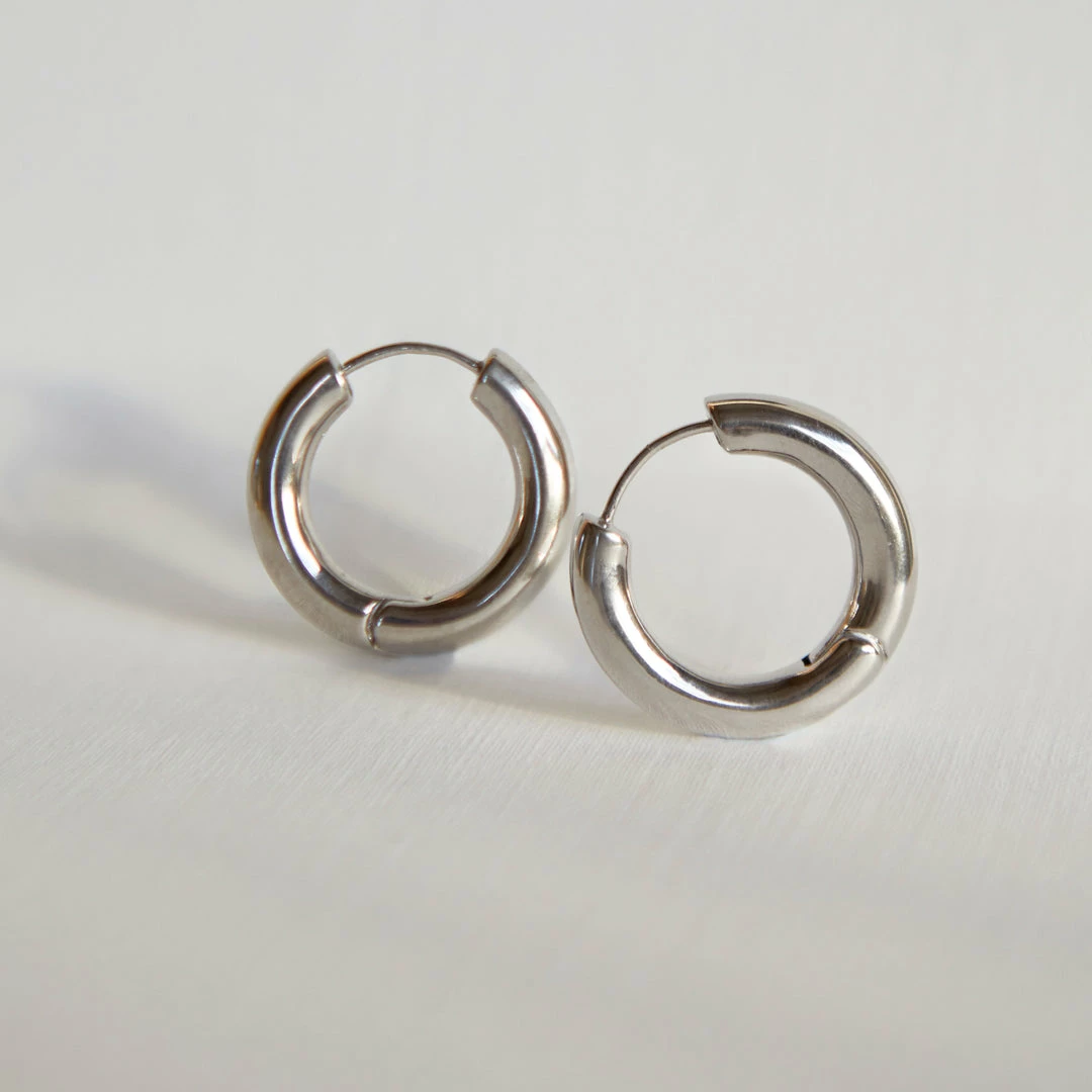 Astrid & Miyu Chunky Hoops In Silver Earrings 5 Astrid & Miyu Chunky Hoops In Silver Earrings