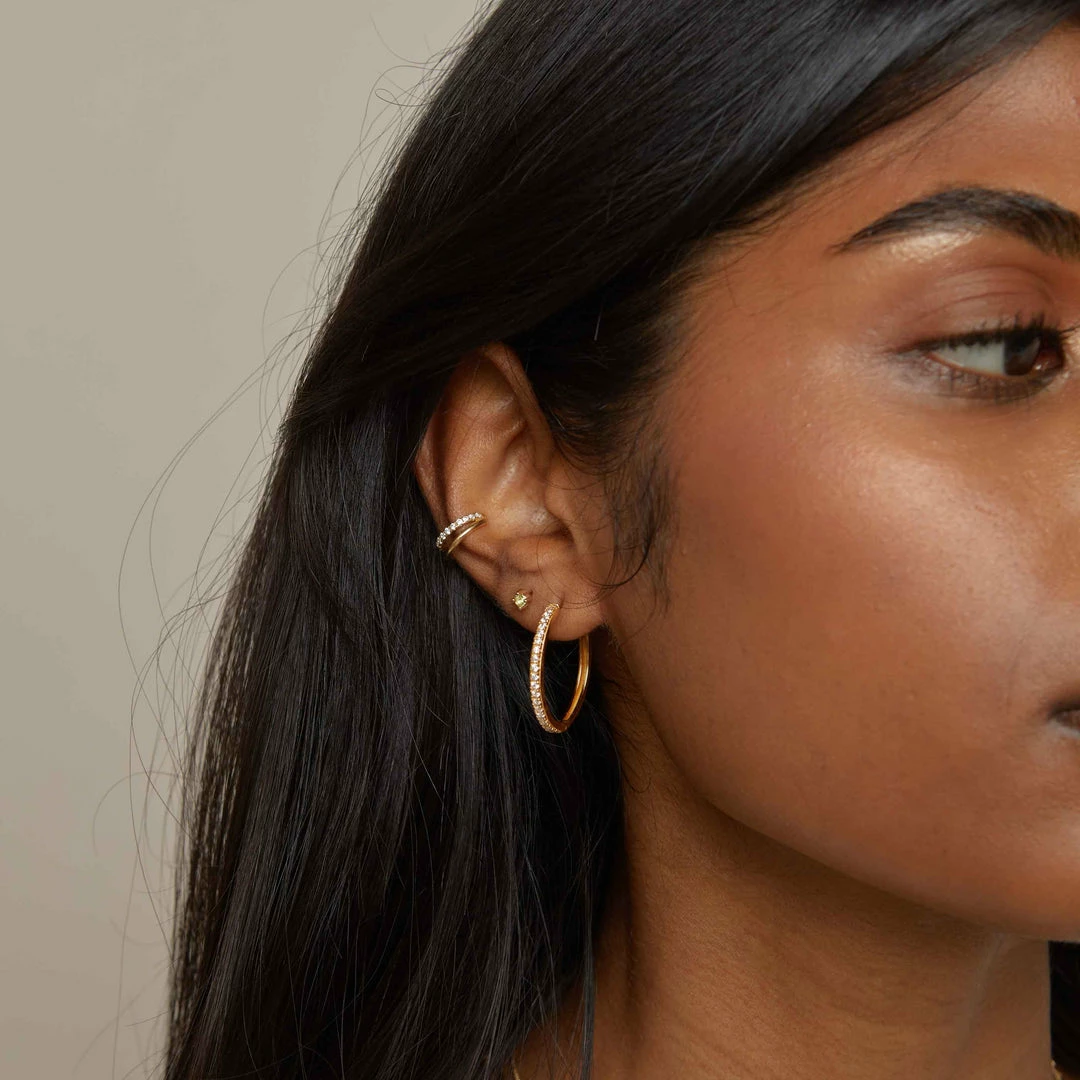 Astridandmiyu Best Sellers Illusion Crystal Ear Cuff In Gold 8 Astridandmiyu Best Sellers Illusion Crystal Ear Cuff In Gold