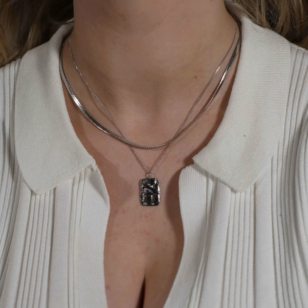 Astridandmiyu Embrace Pendant Necklace In Silver Sale 6 Astridandmiyu Embrace Pendant Necklace In Silver Sale