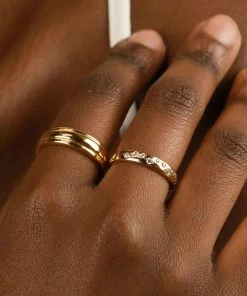 Astrid & Miyu Gleam Ring In Gold Sale