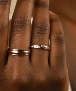 Astrid & Miyu Ripple Ring In Rose Gold Sale