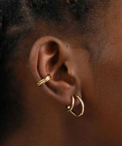 Astrid & Miyu Illusion Hoops In Gold