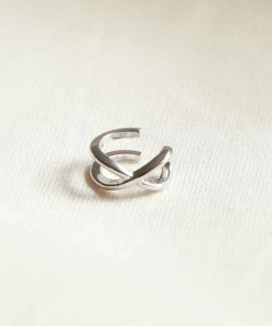 Astrid & Miyu Earrings Infinite Ear Cuff In Silver