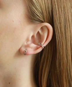 Astrid & Miyu Earrings Infinite Ear Cuff In Silver