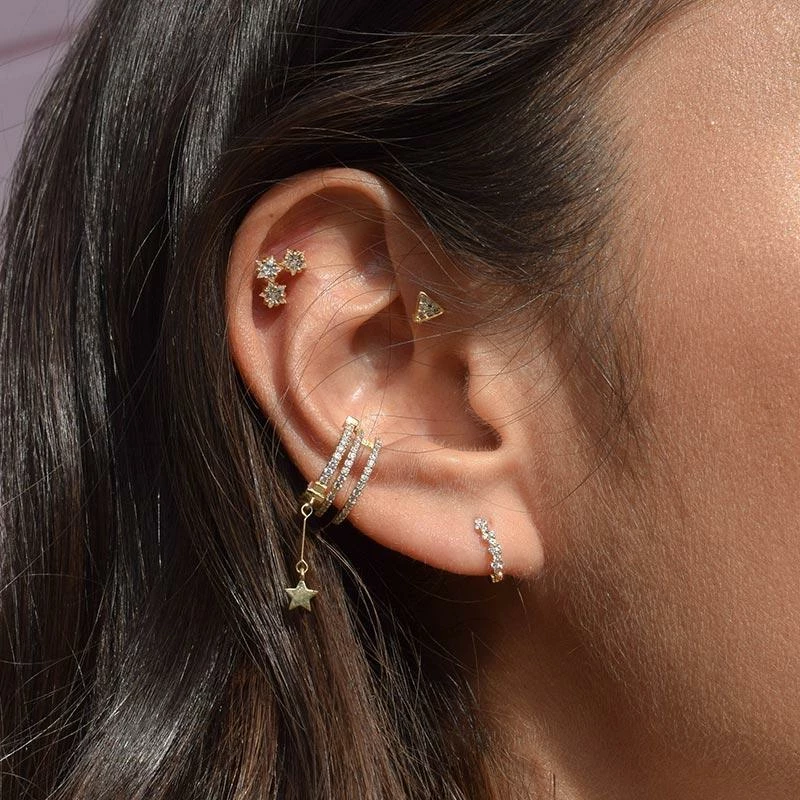 Astridandmiyu Sale Triangle Barbell In Gold 4 Astridandmiyu Sale Triangle Barbell In Gold