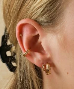 Astrid & Miyu Ripple Hoops In Gold Earrings