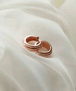 Astrid & Miyu Ripple Hoops In Rose Gold Earrings 8 Astrid & Miyu Ripple Hoops In Rose Gold Earrings