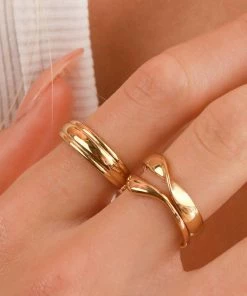 Astrid & Miyu Ripple Ring In Gold Sale