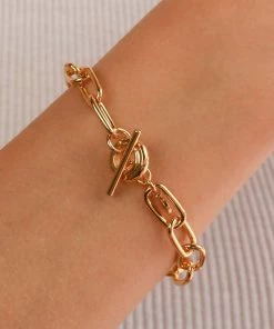 Astrid & Miyu Ripple T-Bar Chunky Bracelet In Gold Bracelets