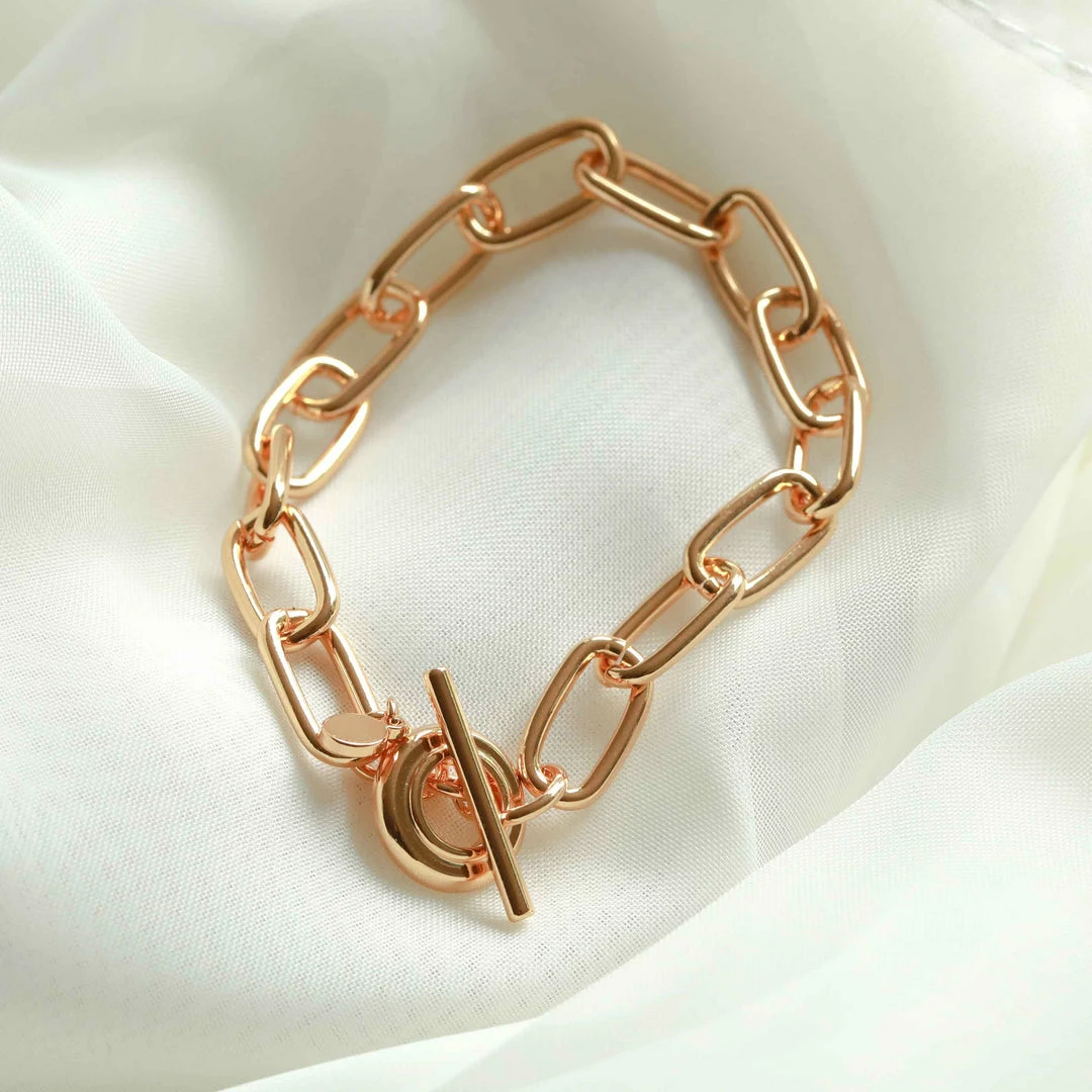 Astrid & Miyu Ripple T-Bar Chunky Bracelet In Gold Bracelets 6 Astrid & Miyu Ripple T-Bar Chunky Bracelet In Gold Bracelets