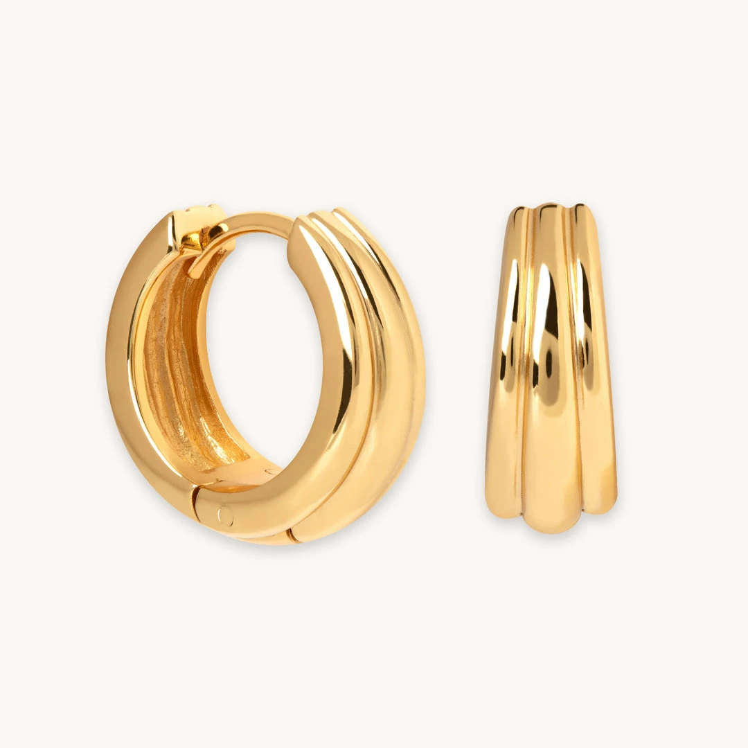 Astrid & Miyu Ripple Hoops In Gold Earrings 3 Astrid & Miyu Ripple Hoops In Gold Earrings