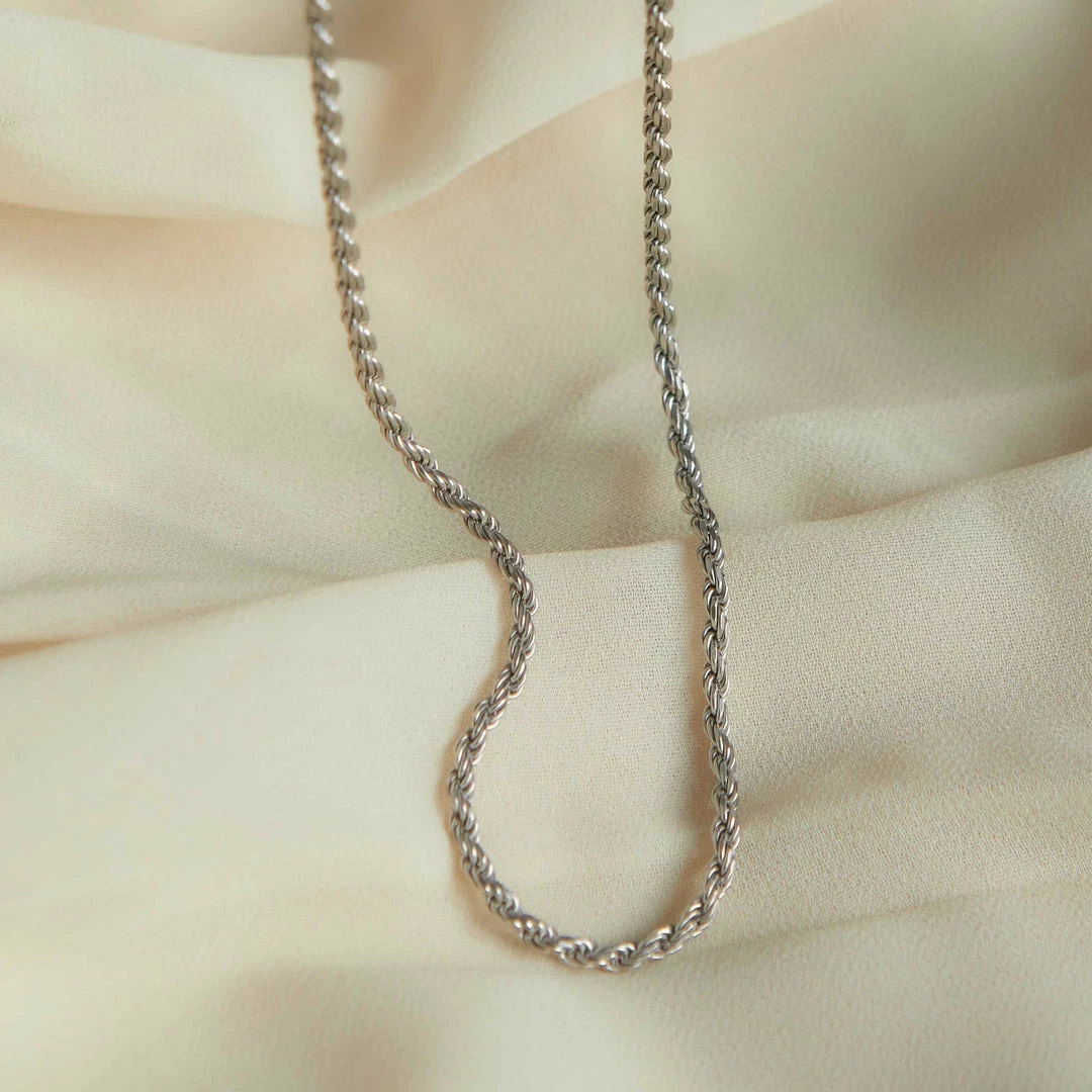 Astrid & Miyu Rope Chain Necklace In Silver Necklaces 5 Astrid & Miyu Rope Chain Necklace In Silver Necklaces