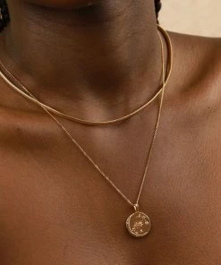 Astrid & Miyu Scorpio Zodiac Pendant Necklace In Gold