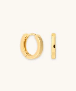Astrid & Miyu Earrings Square Edge Base Hoops In Gold