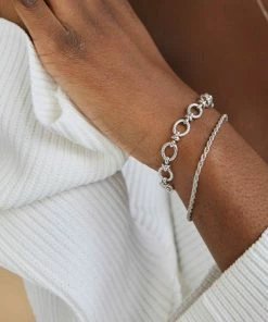 Astrid & Miyu Textured Oval Link T-Bar Bracelet In Silver