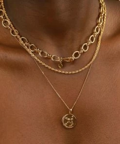 Astrid & Miyu Virgo Zodiac Pendant Necklace In Gold Zodiac Necklaces