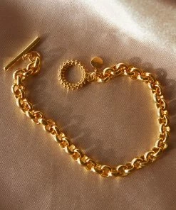 Astridandmiyu Wreath T-Bar Chunky Bracelet In Gold