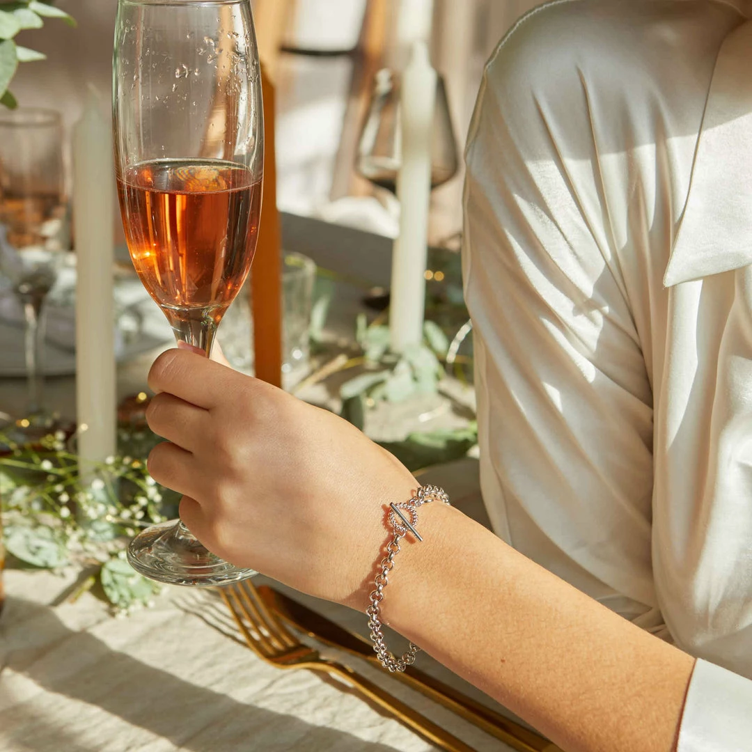 Astridandmiyu Wreath T-Bar Chunky Bracelet In Silver 7 Astridandmiyu Wreath T-Bar Chunky Bracelet In Silver