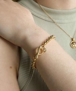 Astridandmiyu Wreath T-Bar Chunky Bracelet In Gold