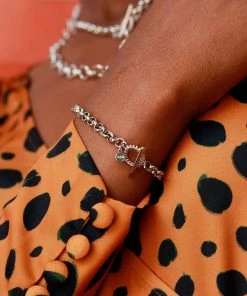 Astridandmiyu Wreath T-Bar Chunky Bracelet In Silver 10 Astridandmiyu Wreath T-Bar Chunky Bracelet In Silver